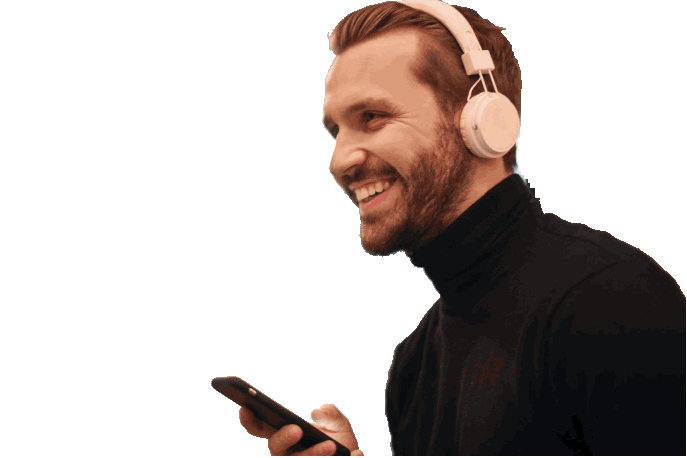 Um homem de fone ouvindo música